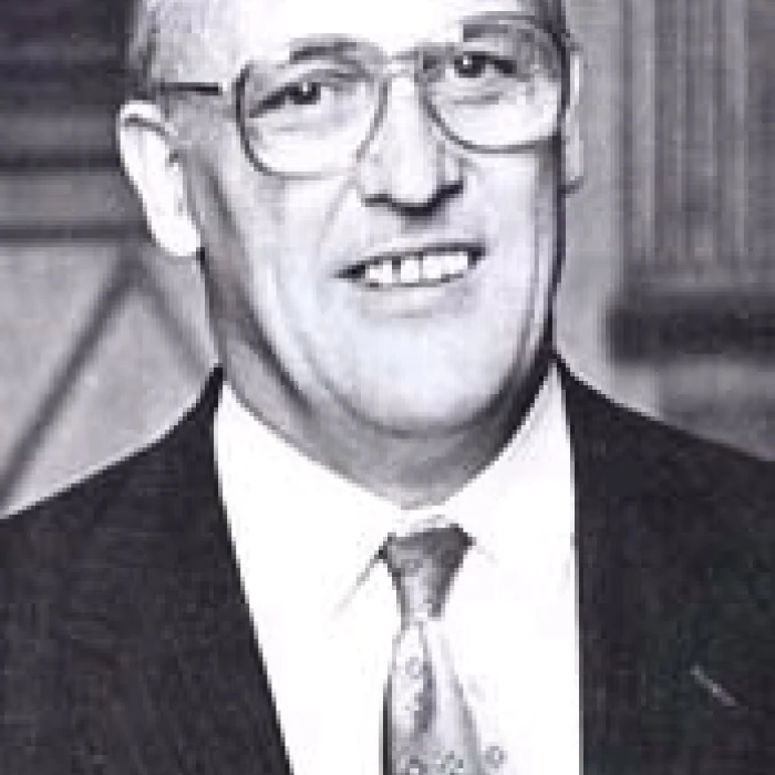 J Douglas MacMillan