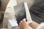NIV Outreach Bible