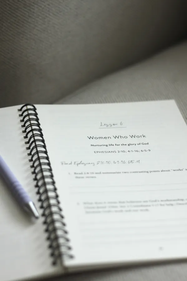 Gospel-Shaped Woman Book Group 5 pack